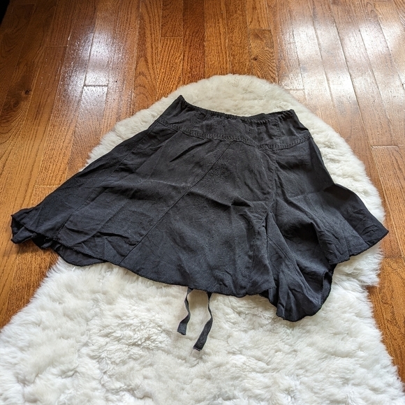 Da-nang asymmetrical mini skirt xs BLACK - Picture 5 of 13